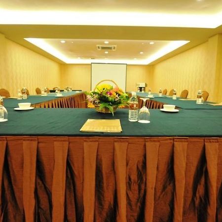 11@Century Hotel Джохор-Бару Экстерьер фото